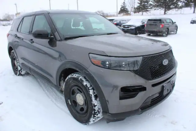 2021 Ford Police Interceptor Utility in Cars & Trucks in Cambridge - Image 3