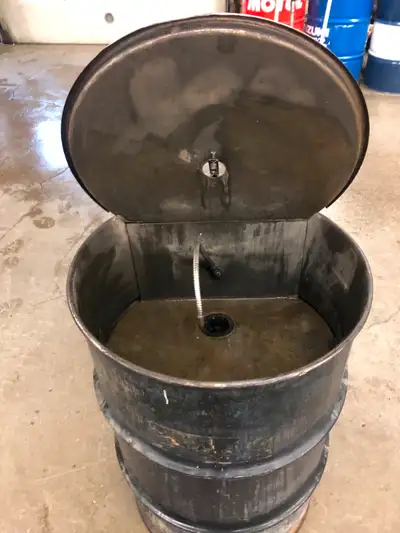 -Parts washer. -20 gallon capacity. -$125.00