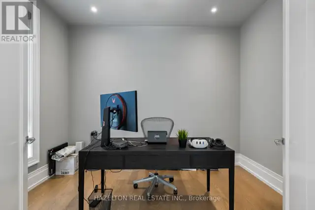 71 YORKVIEW DRIVE Toronto (Willowdale West), Ontario in Houses for Sale in City of Toronto - Image 24