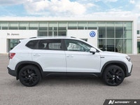 * Panoramic Power Sunroof Package. * 19-inch gloss black alloy wheels. * 4MOTION All-Wheel Drive (AW... (image 5)