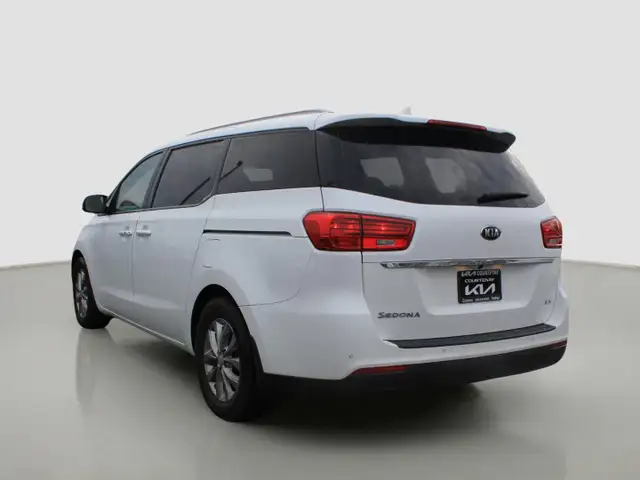 2019 KIA Sedona LX+ FWD for sale in Cars & Trucks in Comox / Courtenay / Cumberland - Image 6