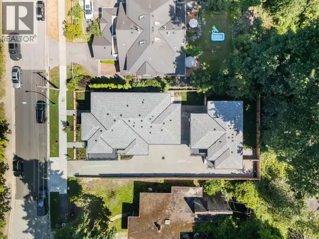 842 ST. DENIS AVENUE North Vancouver, British Columbia in Condos for Sale in North Shore - Image 29