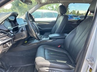 Double L Motors Ltd. Luxury midsize SUV with all-wheel drive, powered by a smooth 3.0L turbocharged... (image 9)