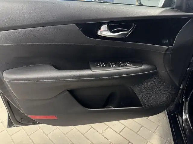 2022 Kia Forte GT-Line IVT in Cars & Trucks in Longueuil / South Shore - Image 16