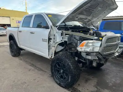 ALPHA AUTO PARTS 2009 RAM 3500 DUALLY MEGACAB 6.7L 352KM FOR PARTS ! LET US KNOW WHAT YOU NEED : (40...