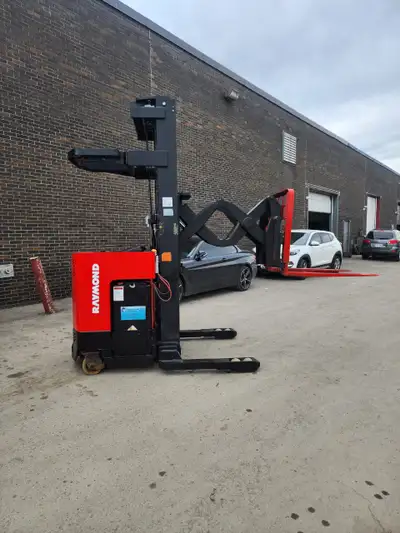 Keywords: Raymond forklift, double deep reach forklift, 3-stage mast forklift, 3000 lbs capacity, 20...