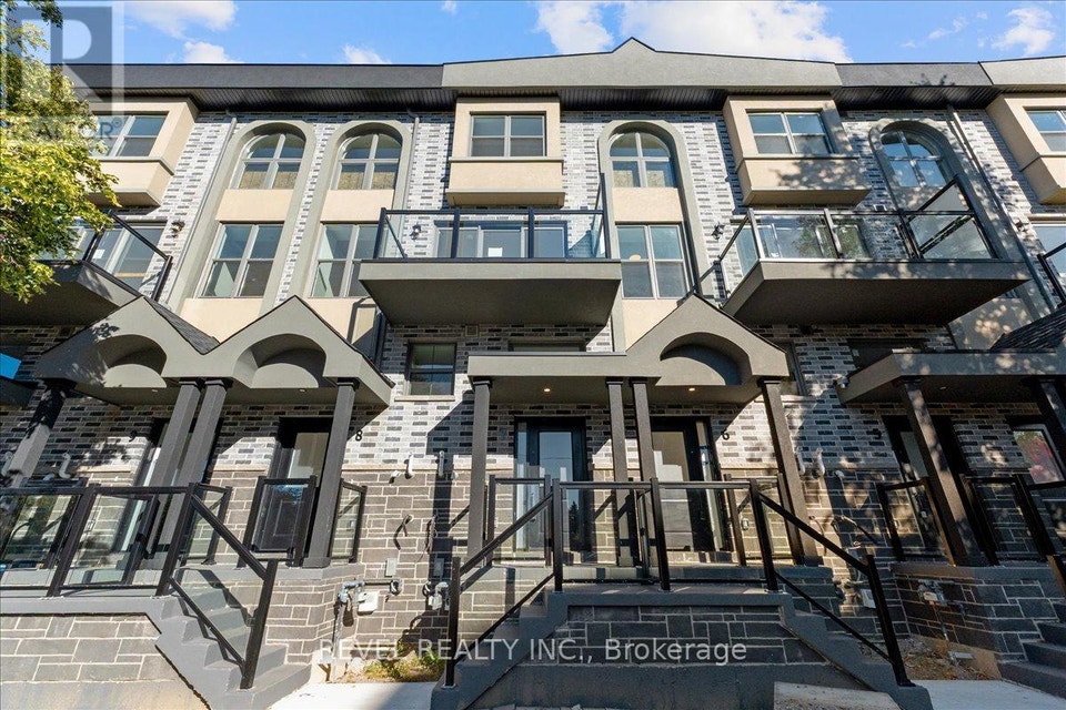 7 - 200 RAILWAY ENGINE HOUSE WAY Whitby (Downtown Whitby), Ontar 2