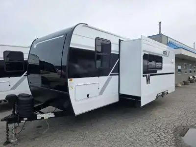 Winnebago Thrive travel trailer 22MLS highlights: Front Bedroom Theater Seating Large Front Viewing...