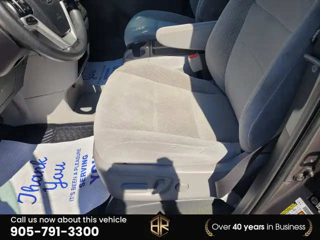 2018 Toyota Sienna LE | AWD | Power doors in Cars & Trucks in Mississauga / Peel Region - Image 30