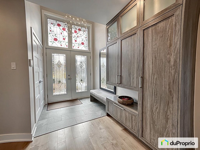 $1,195,000 - Bungalow for sale in Roxton Pond — photo 2