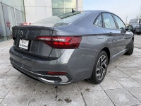 Humberview Volkswagen on the Queensway Don't miss your chance to own this stunning 2024 Jetta Highli... (image 6)