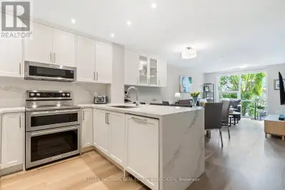 Stunning 3+1 bedroom, 3 bath, 2 storey townhome with 1436 sq.ft. of living space!! This townhome has...