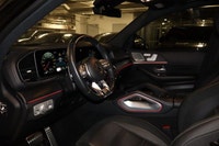 This Mercedes-Benz AMG GLE 63 has a strong Twin Turbo Gas/Electric V-8 4.0 L/243 engine powering thi... (image 9)