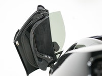 The 2014 McLaren MP4-12C Spider is a stunning blend of cutting-edge technology. This local Ontario v... (image 9)