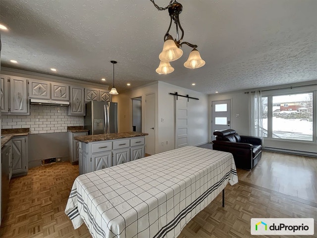 $499,000 - Bungalow for sale in Sherbrooke (Mont-Bellevue) — photo 2