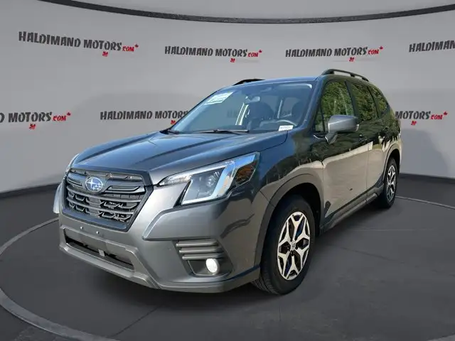2023 Subaru Forester Touring | No Accidents | Panoramic Roof in Cars & Trucks in Hamilton - Image 2