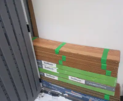 Swiftlock OAK Laminate Flooring 8mm 21.35 SqFt 7 New In Box $200, View more