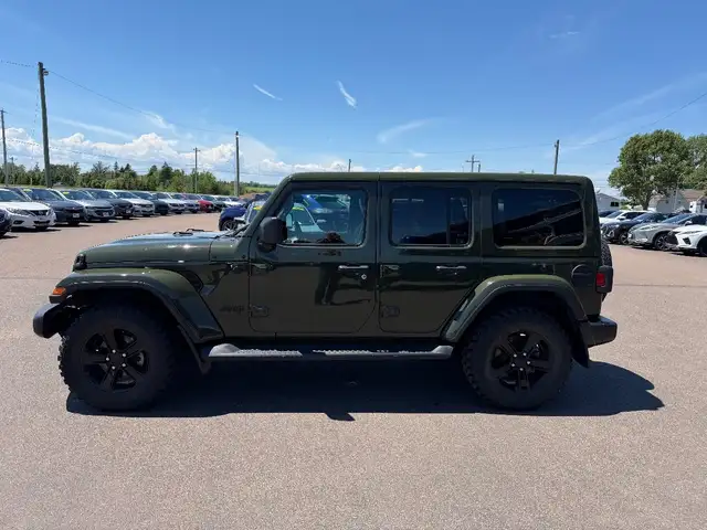 2021 Jeep Wrangler SAHARA ALTITUDE 4WD in Cars & Trucks in Summerside - Image 8