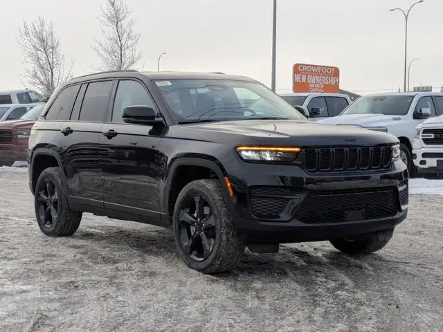 2025 Jeep Grand Cherokee Altitude * - Power Liftgate - Wireless in Cars & Trucks in Calgary - Image 3