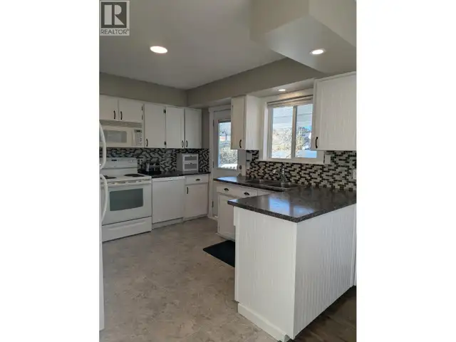 5665 HORSE LAKE ROAD 100 Mile House, British Columbia in Houses for Sale in 100 Mile House - Image 25