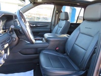 Recent trade in, 2021 GMC Yukon 1500 Denali, 6.2L, 4x4. 7 passenger! Comes with leather heated & ven... (image 2)