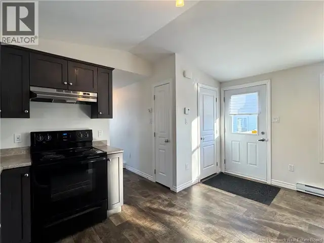 525 Kent Avenue Bathurst, New Brunswick in Houses for Sale in Bathurst - Image 6