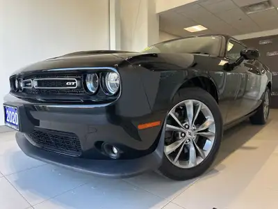 Are you looking for a vehicle that offers a sporty look without sacrificing fuel Economy? Look no fu...