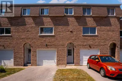 Recently Renovated And Move-In Ready, This Spacious 3-Bedroom, 2-Bathroom Townhouse In Prime Scarbor...