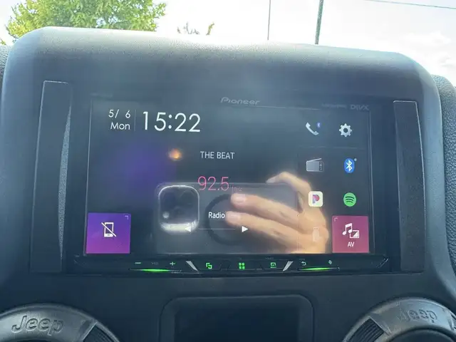 2015 Jeep Wrangler 4WD 2dr Sport in Cars & Trucks in Longueuil / South Shore - Image 21