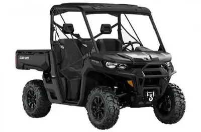 2023 Can-Am RACE TRACK DEFENDER XT HD10 MOSSY OAK DEMO Discover the thrill of the 2023 Can-Am DEFEND...