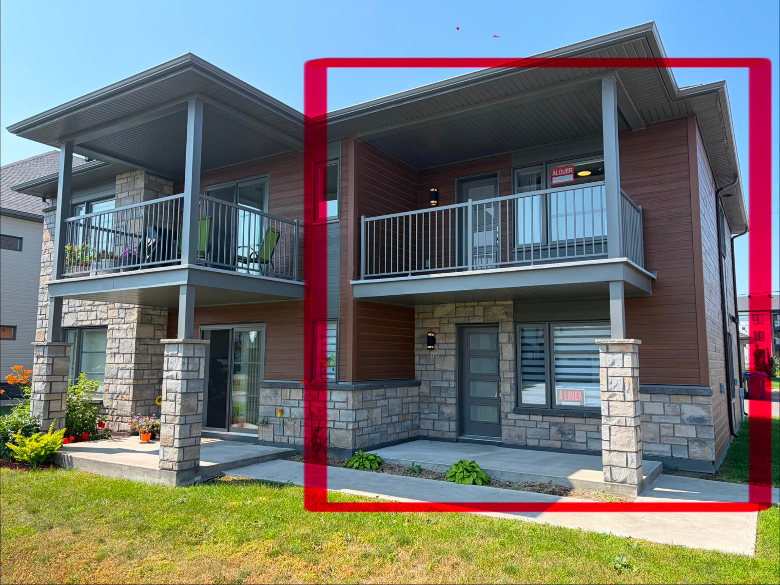 Maison de Ville 4 1/2 / Saint-Charles-Borromée — photo 1