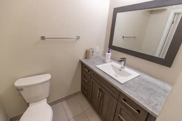 2200 Sherobee - Bachelor for Rent in Mississauga in Long Term Rentals in Mississauga / Peel Region - Image 9