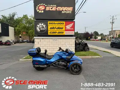 Can-Am Spyder F3 LIMITED 2019 avec 23 998KM! Inspection et tune-up inclus. Machine avec quelques équ...