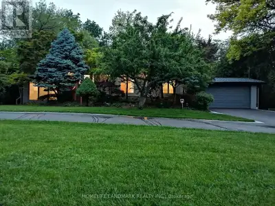 12 THORNHEIGHTS ROAD Markham (Royal Orchard), Ontario