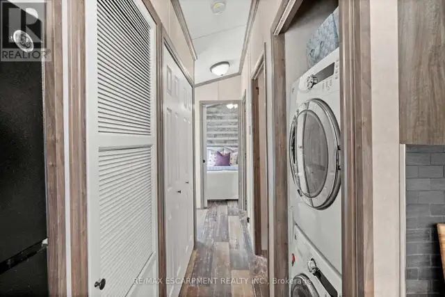 10 OAK STREET - 4449 MILBUROUGH LINE Burlington, Ontario in Houses for Sale in Oakville / Halton Region - Image 25