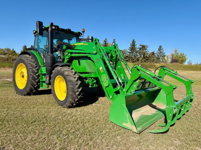 2023 John Deere 6R 155 with 640R  - IVT with 265 Hours in Farming Equipment in Calgary - Image 2