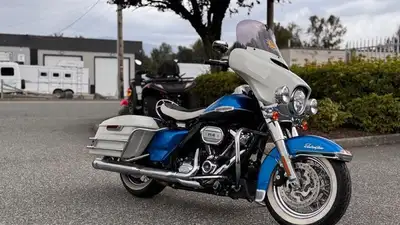 2021 Harley-Davidson? Electra Glide ICON Revival 114 LIMITED. COLLECTIBLE. LEGENDARY. This is Spicy!...