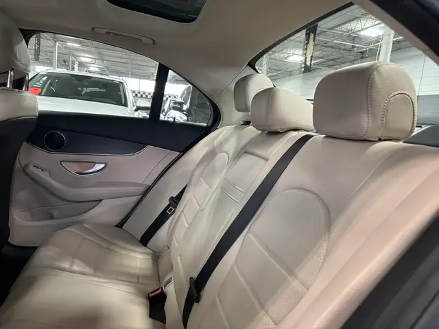 2021 Mercedes-Benz C-Class C300|4MATIC|AMGPKG|NAV|WOOD|CREAMLEAT in Cars & Trucks in City of Toronto - Image 10