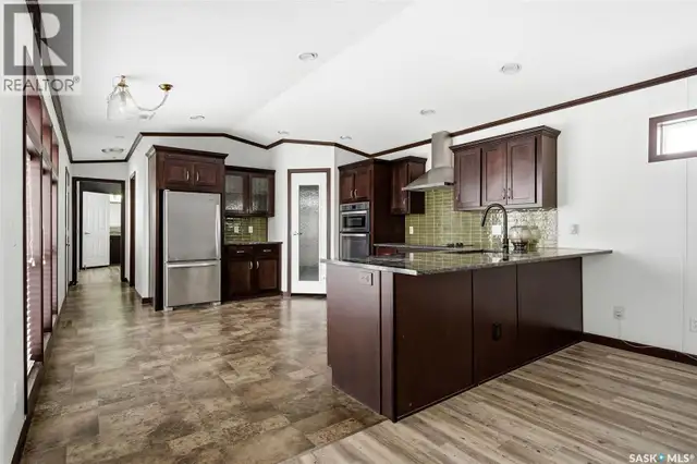 61 Walters COURT Pilot Butte, Saskatchewan in Houses for Sale in Regina - Image 8