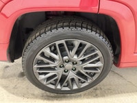 Le Jeep Compass 2022 RED EDITION AWD CUIR MAGS CAMERA RECUL A/C offert chez AutoStudio 72 a une allu... (image 4)