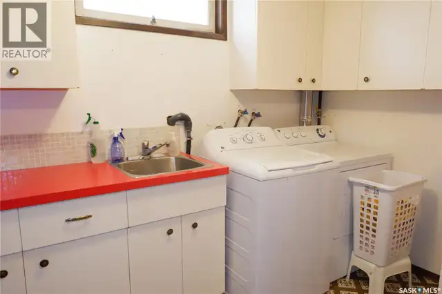 107 Empire PLACE Assiniboia, Saskatchewan in Houses for Sale in Moose Jaw - Image 31