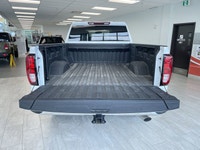 The 2024 GMC Sierra 2500HD SLE is a powerful and refined heavy-duty truck built for serious towing,... (image 4)