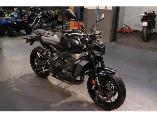 2024 Yamaha MT-09 in Sport Touring in Ottawa - Image 12