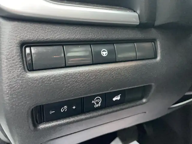 2025 Nissan Rogue AWD SV Moonroof in Cars & Trucks in Delta/Surrey/Langley - Image 22