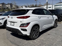 Crowfoot Hyundai, AMVIC Licensed Dealer Mileage: 107,195 km History: No accidents, One Owner Turn he... (image 5)