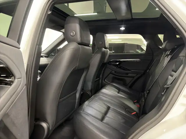 2023 Land Rover Range Rover Evoque P250 SE Garantie Certifiée in | Cars ...