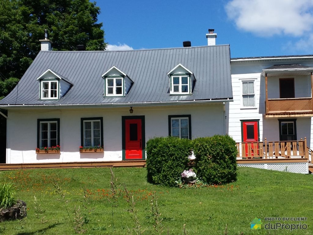 $488,111 - Country home for sale in Neuville — photo 1