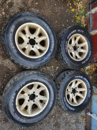 265 70 17 - RIMS AND TIRES - M/T - FORD TRUCK