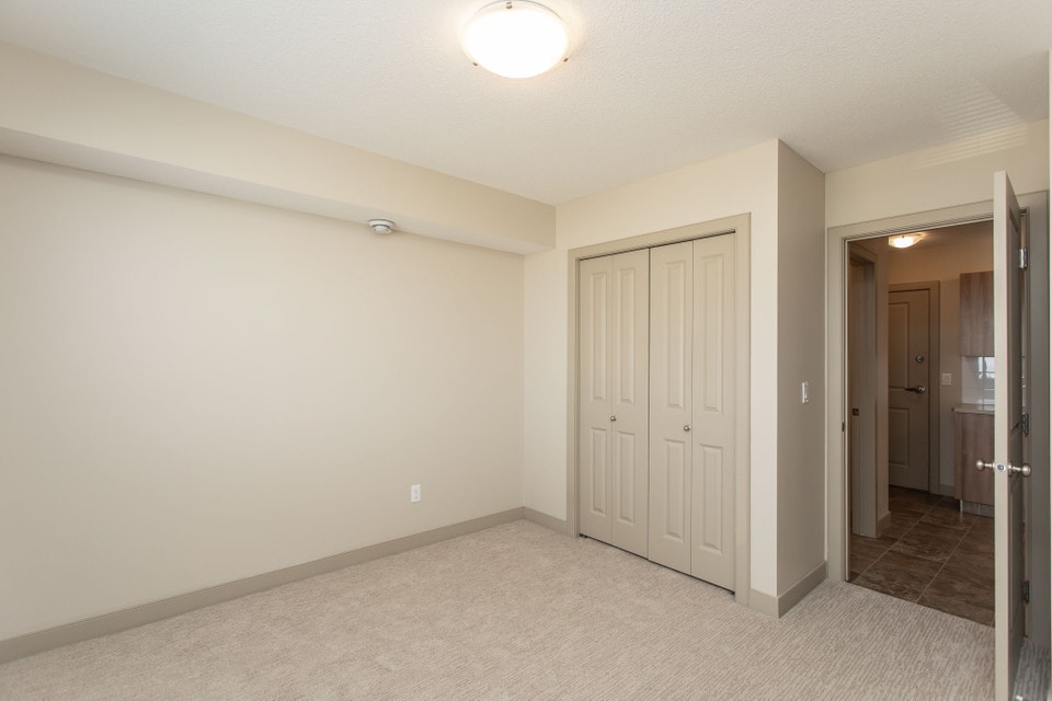 2 Bedroom 1 Bathroom, Gym Included - November 5