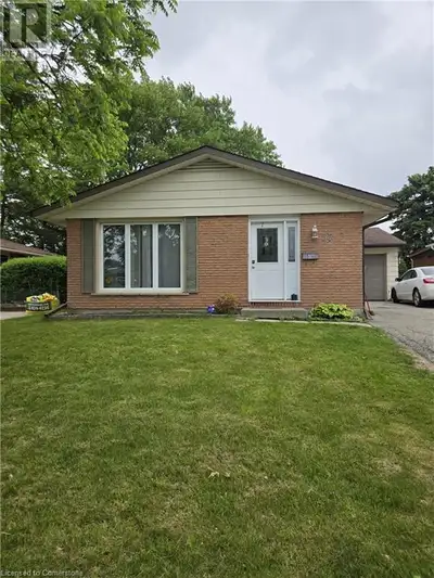 57 KINGSWOOD Drive Unit# Upper Kitchener, Ontario